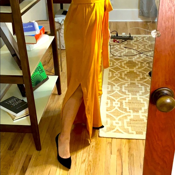 Beautiful designer jumpsuit. - Picture 5 of 9